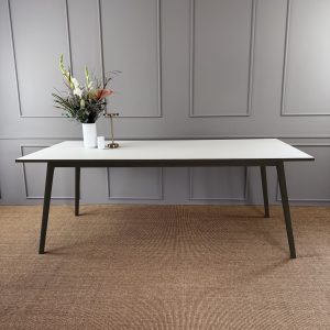 AA - 32 EG Sort | Rektangulært bord