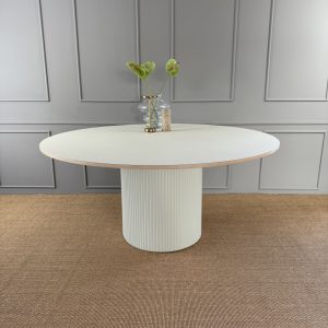 AA - 42 Eg Sæbe | Rundt Søjlebord