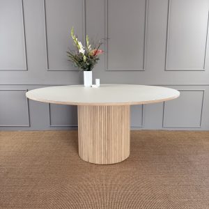 AA - 43 Eg sæbe  | Rundt Søjlebord