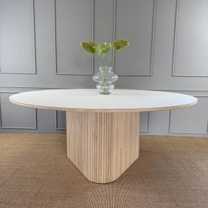 AA - 45 Eg Sæbe  | Rundt Søjlebord