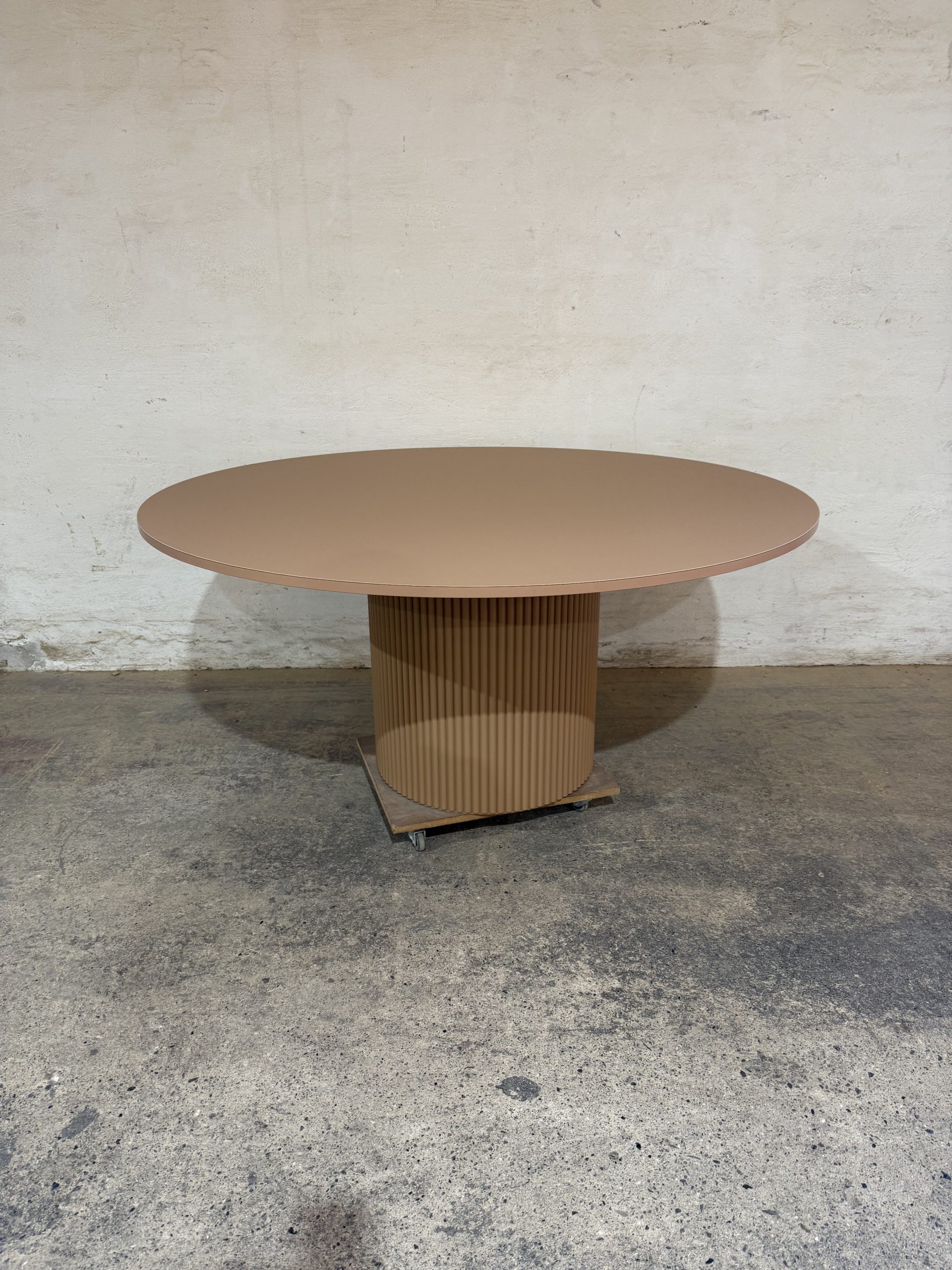 10_OUTLET - AA42 Ø 160