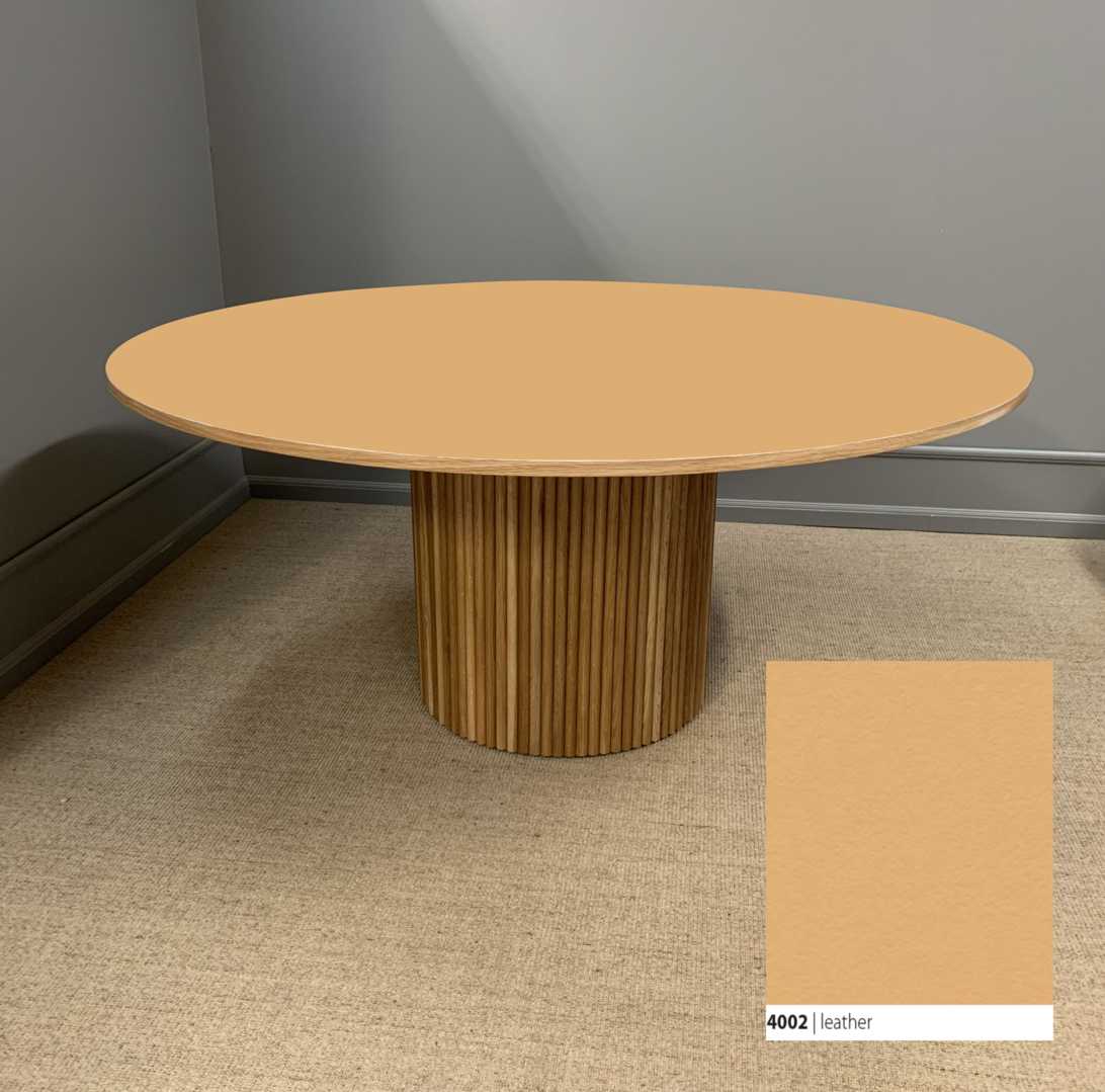 AA - 43 Eg olie | Rundt Søjlebord - Billede 5