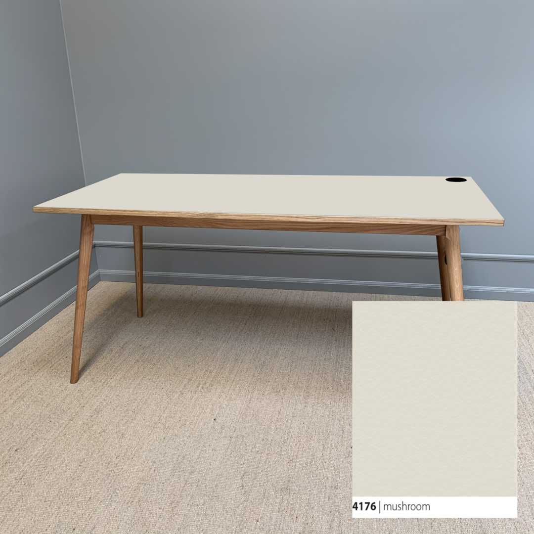 AA - 51 Eg olie | Skrivebord - Billede 4