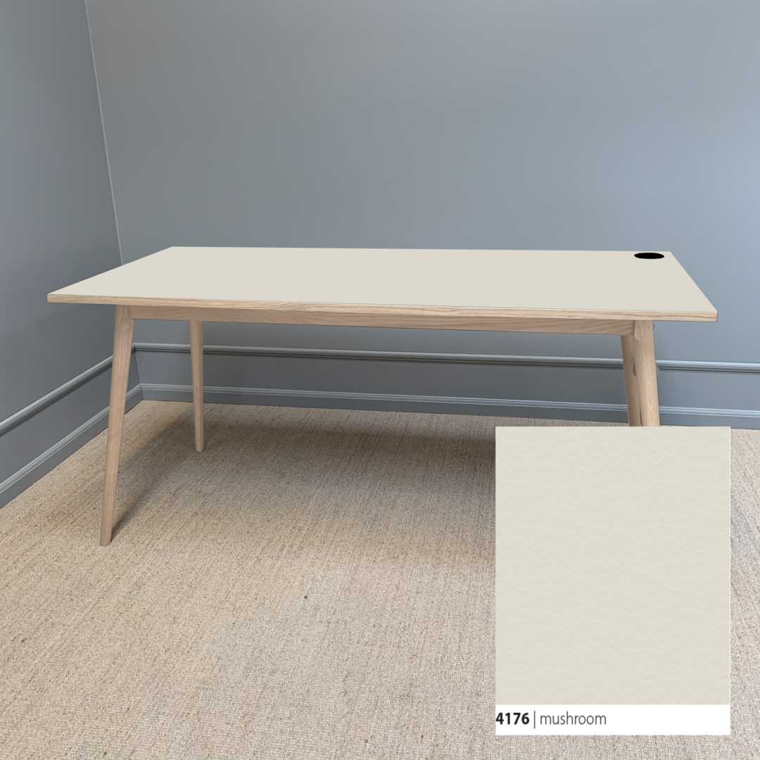 AA - 51 Eg sæbe | Skrivebord - Billede 12