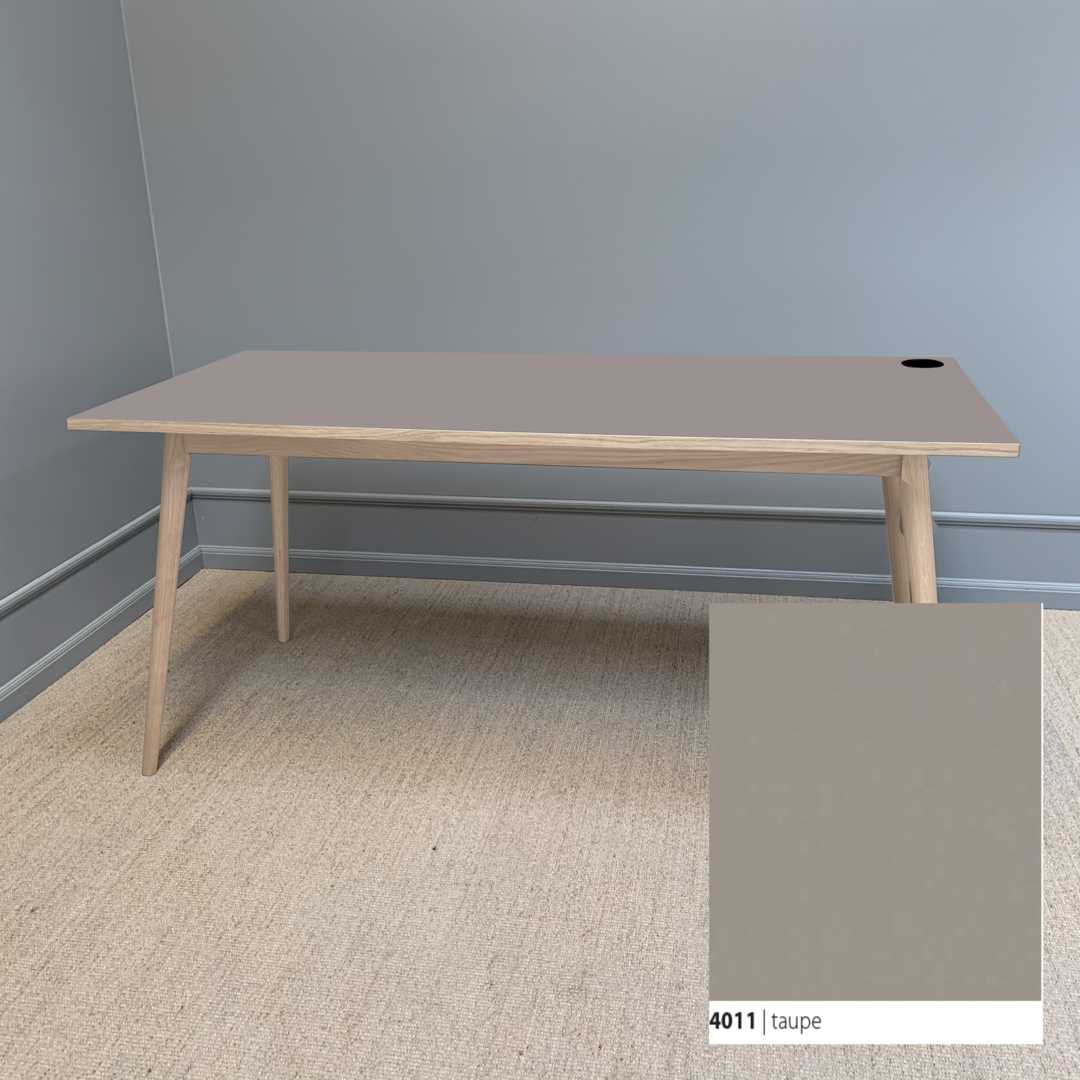 AA - 51 Eg sæbe | Skrivebord - Billede 4