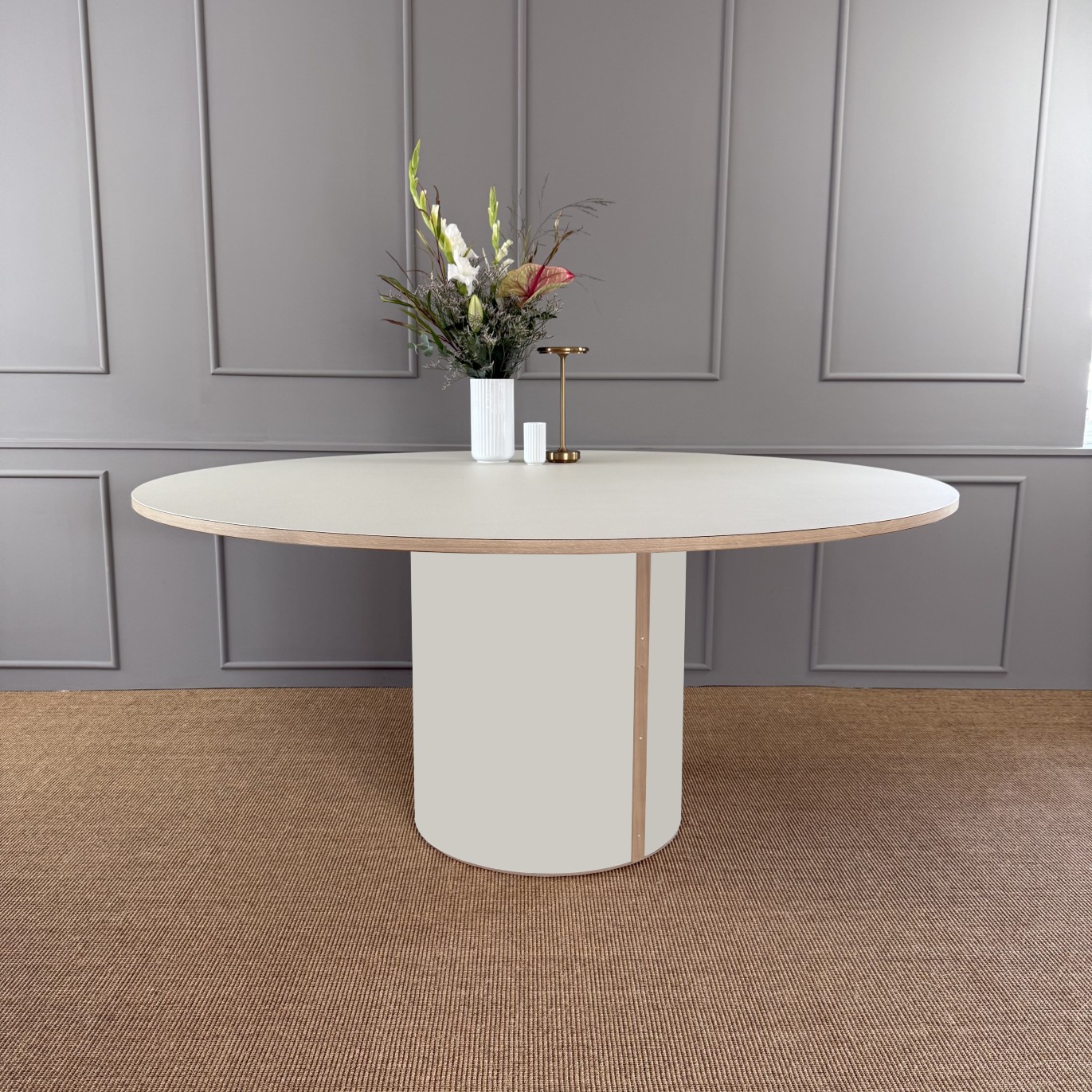 AA - 41 Eg sæbe | Rundt Søjlebord