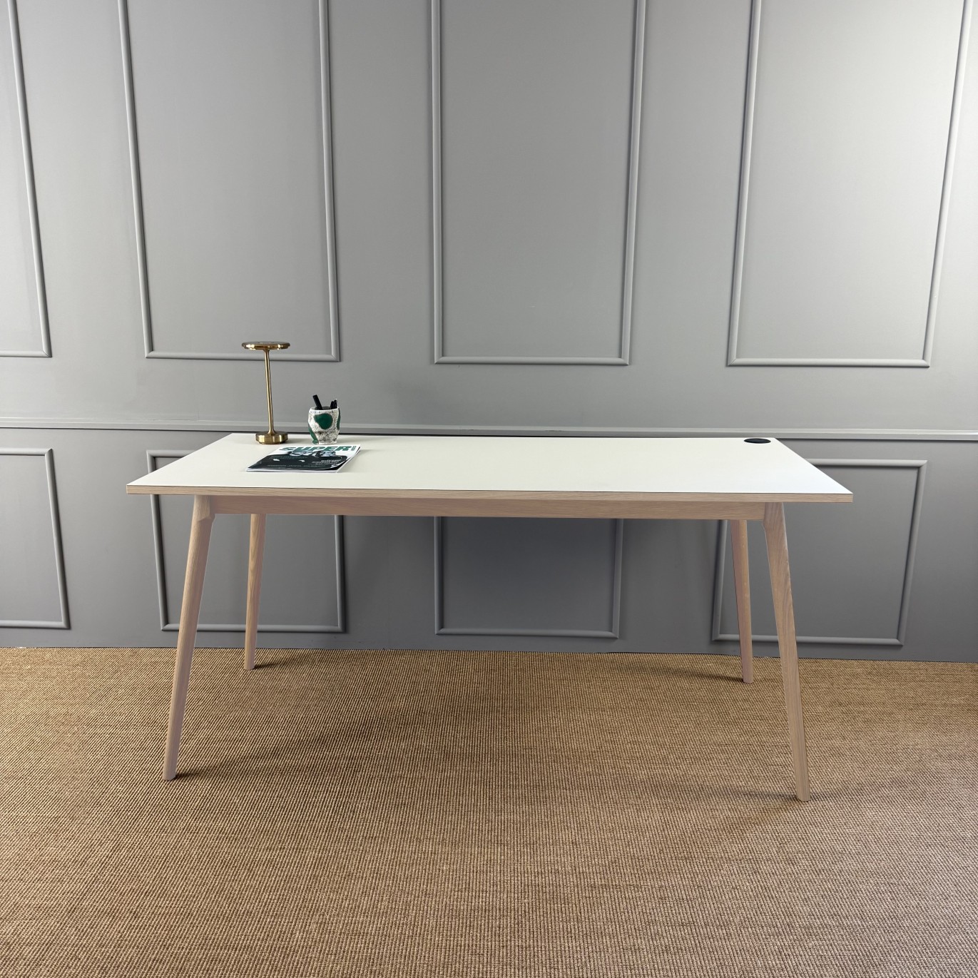 AA - 51 Eg sæbe | Skrivebord