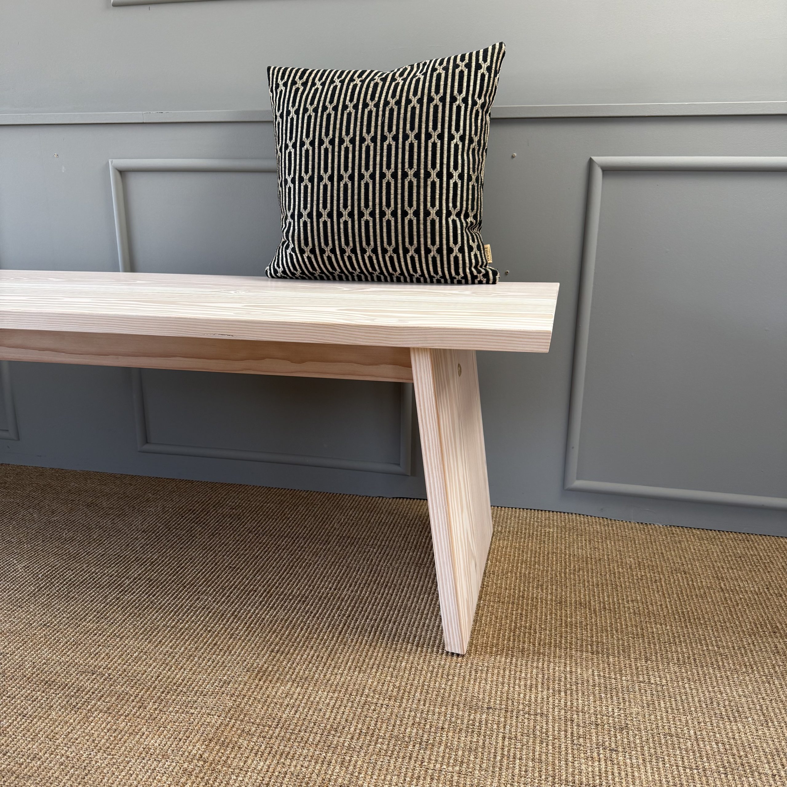 AA - 93 bænk i Douglas - Billede 2